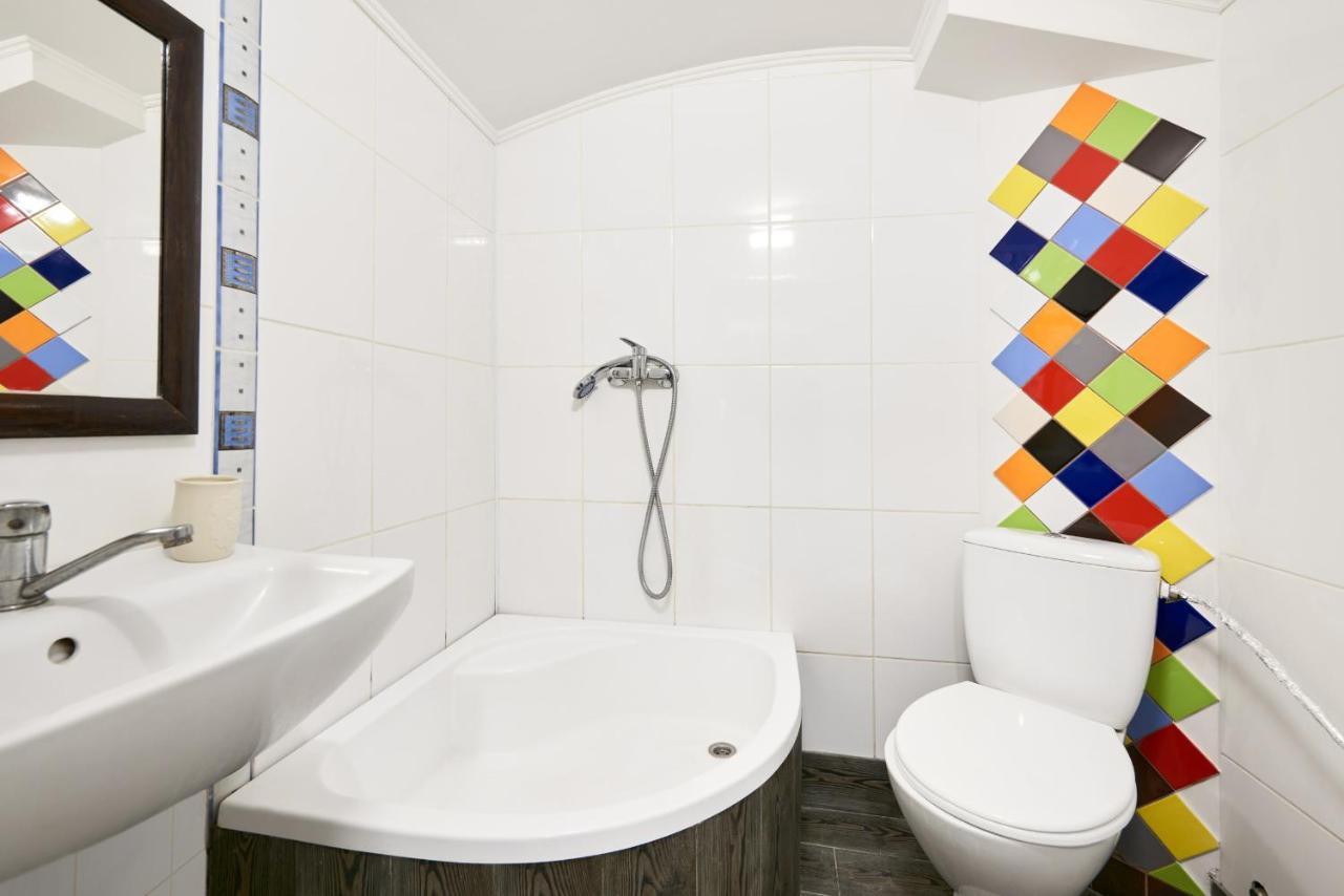 Квартира Для Вас! Вул. Голинського, 8! Apartman Lviv Kültér fotó
