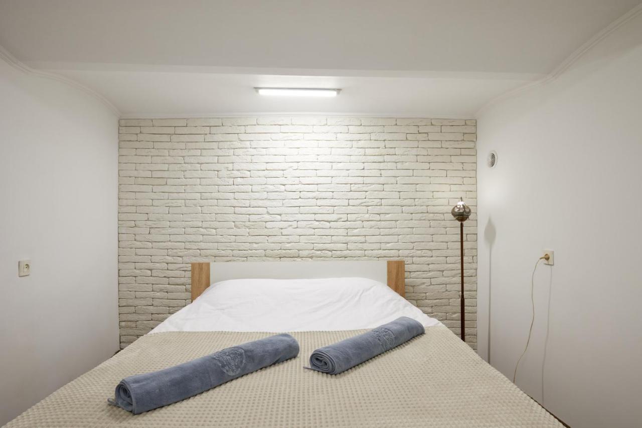 Квартира Для Вас! Вул. Голинського, 8! Apartman Lviv Kültér fotó
