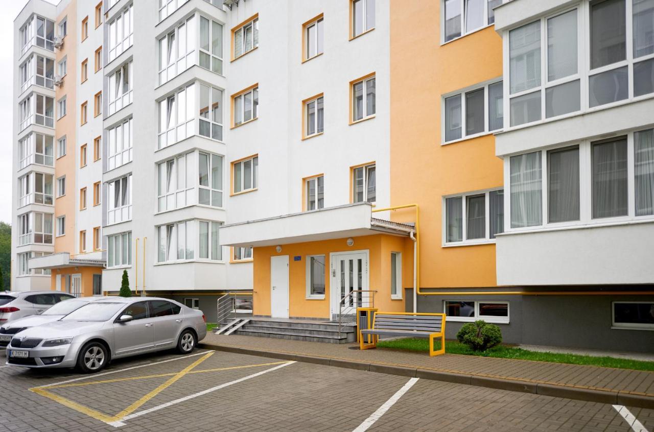 Квартира Для Вас! Вул. Голинського, 8! Apartman Lviv Kültér fotó