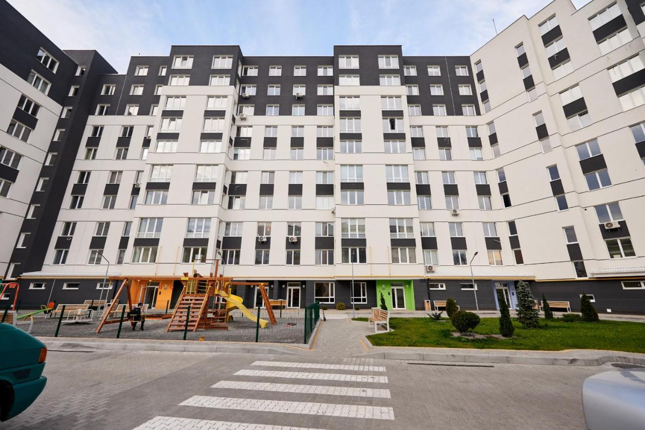Квартира Для Вас! Вул. Голинського, 8! Apartman Lviv Kültér fotó