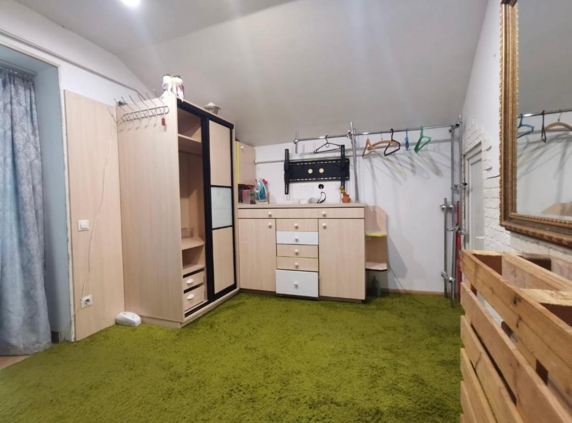 Квартира Для Вас! Вул. Голинського, 8! Apartman Lviv Kültér fotó